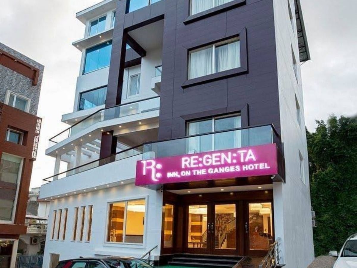 Regenta in On The Ganges